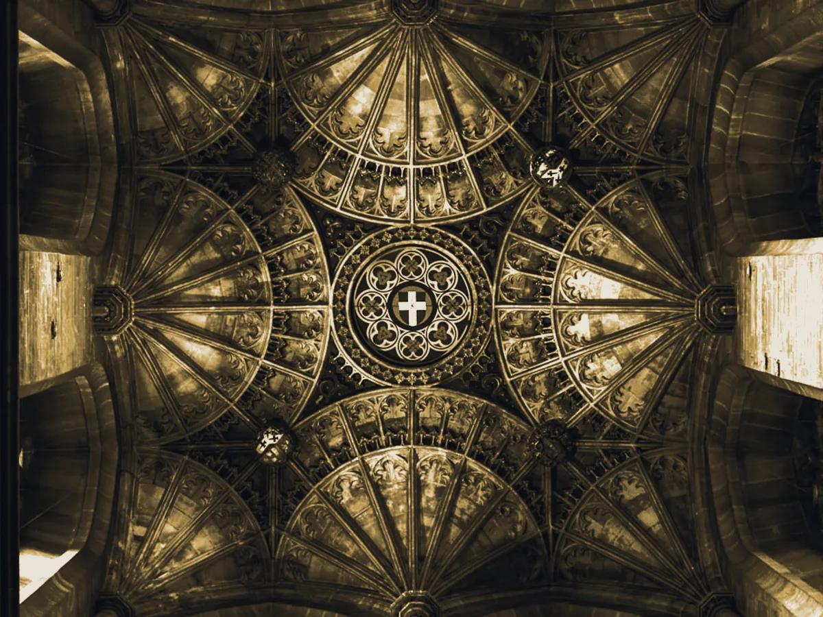 A vaulted ceiling above the entrance hall